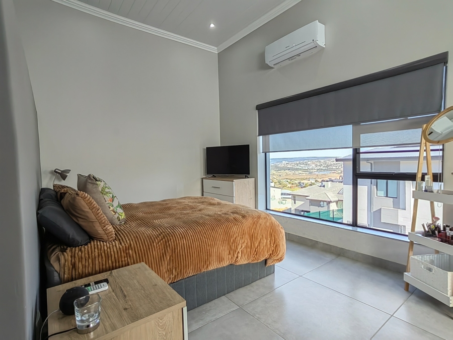 4 Bedroom Property for Sale in Monte Christo Western Cape